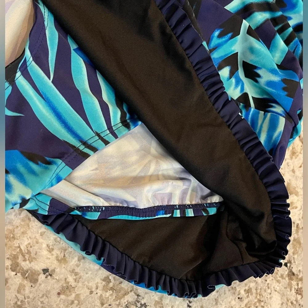 Tropical Blue Leaf Print One Piece Swimsuit‎